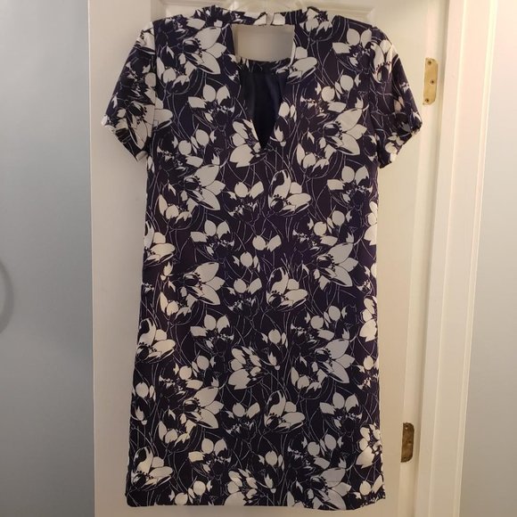 J. Crew Dress Navy/White Floral Shift Dress - Size 0 - Picture 3 of 10
